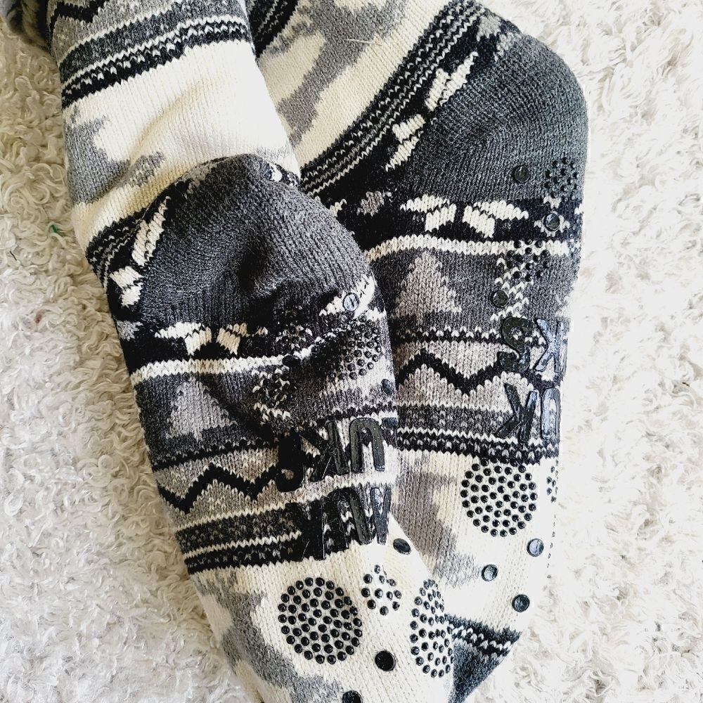 New Muk Luks warm fleece lined cabin sox - Picture 4 of 5